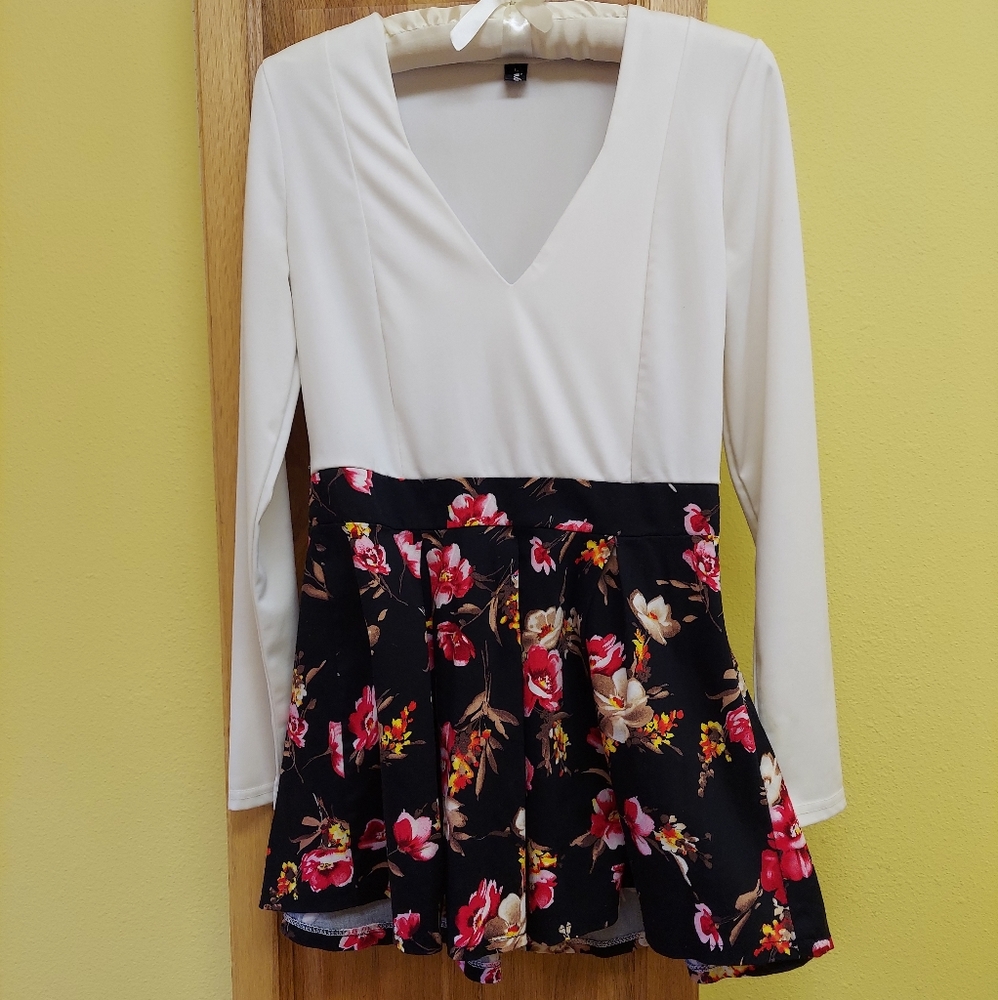 Long Sleeve Mini Flare Floral Dress